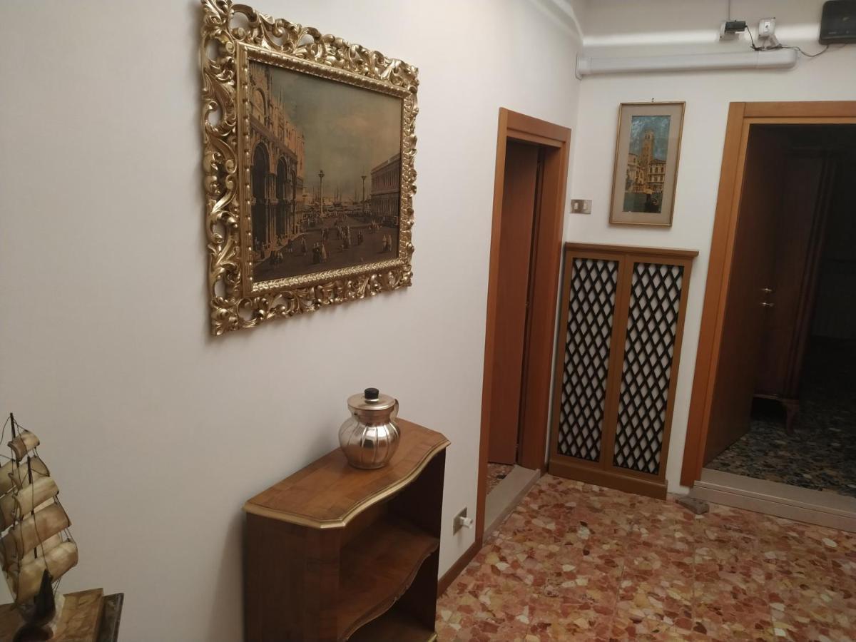 Guizzo Apartment Venezia Eksteriør bilde