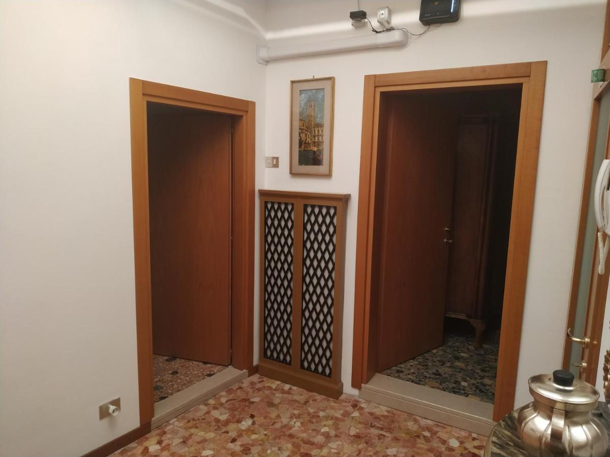Guizzo Apartment Venezia Eksteriør bilde